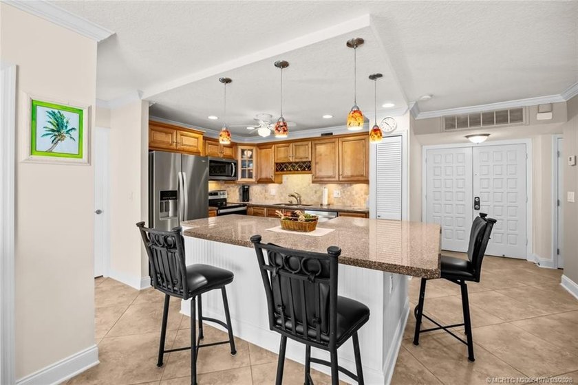 Totally remodeled first floor end unit in park like setting - Beach Condo for sale in Stuart, Florida on Beachhouse.com