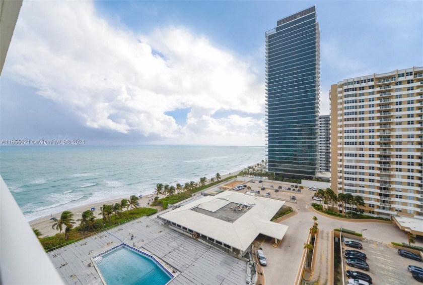 TURN KEY UNIT !! COMPLETELY REMODELED BEAUTIFUL OPEN KITCHEN ,SS - Beach Condo for sale in Hallandale Beach, Florida on Beachhouse.com