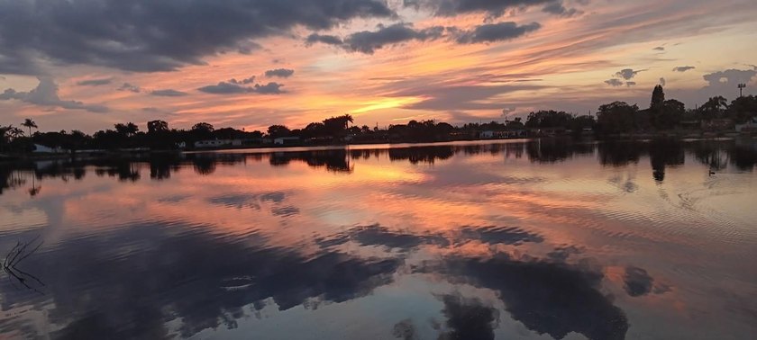 Beautiful lakefront home in the heart of Pasadena Lakes - Beach Home for sale in Pembroke Pines, Florida on Beachhouse.com