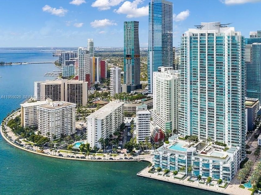 The Jade Brickell offers a lifestyle of exclusively and - Beach Condo for sale in Miami, Florida on Beachhouse.com