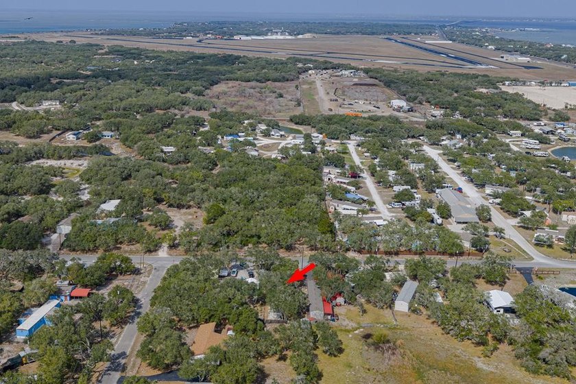 Bring two RVs and start enjoying the Rockport coastal lifestyle - Beach Lot for sale in Fulton, Texas on Beachhouse.com
