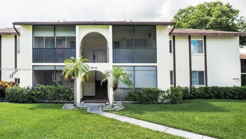 Experience luxury living in this fully renovated two-bedroom - Beach Condo for sale in West Palm Beach, Florida on Beachhouse.com