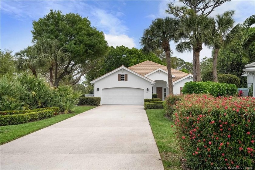 Beautifully updated 3-bedroom, 2-bath home located in the - Beach Home for sale in Stuart, Florida on Beachhouse.com