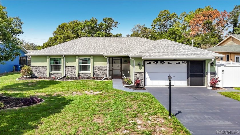 Come & see this well-cared-for home in a peaceful Spring Hill - Beach Home for sale in Spring Hill, Florida on Beachhouse.com