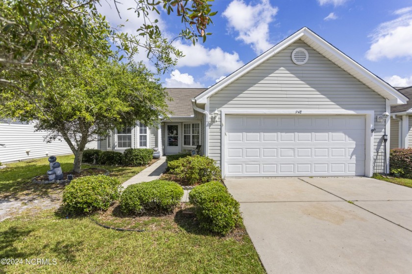 Move quickly if you are looking for a convenient location and - Beach Home for sale in Sunset Beach, North Carolina on Beachhouse.com