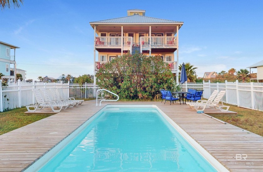 Come see this amazing opportunity in Gulf Shores! This stacked - Beach Home for sale in Gulf Shores, Alabama on Beachhouse.com