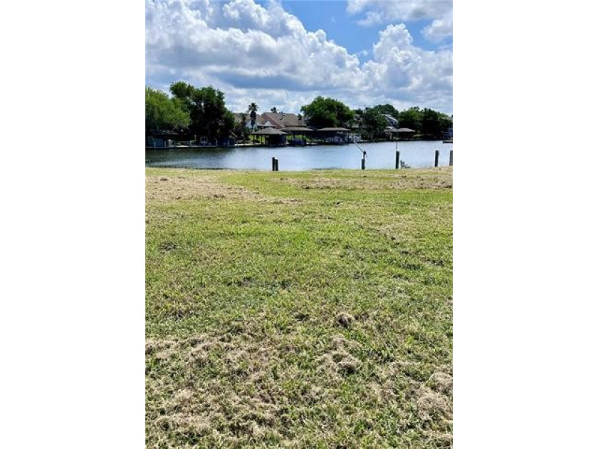 Waterfront property with bulkhead ready to build your place in - Beach Lot for sale in Slidell, Louisiana on Beachhouse.com