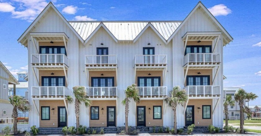 Welcome to the Modern Townhomes at Sunflower Beach Resort - Beach Townhome/Townhouse for sale in Port Aransas, Texas on Beachhouse.com