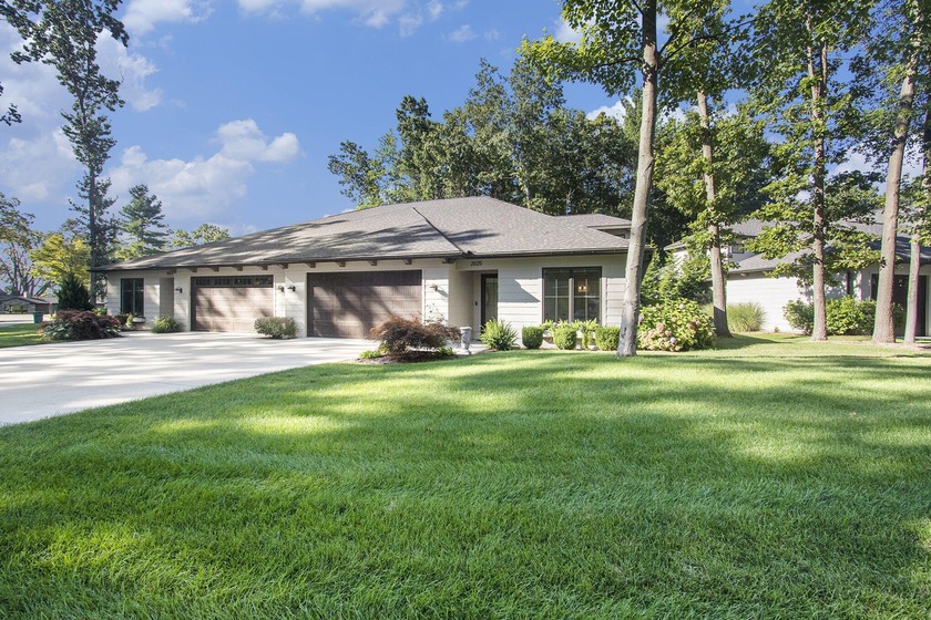 Beachwalk Cottages- Welcome to 2025 Ottawa Beach Road. This - Beach Condo for sale in Holland, Michigan on Beachhouse.com