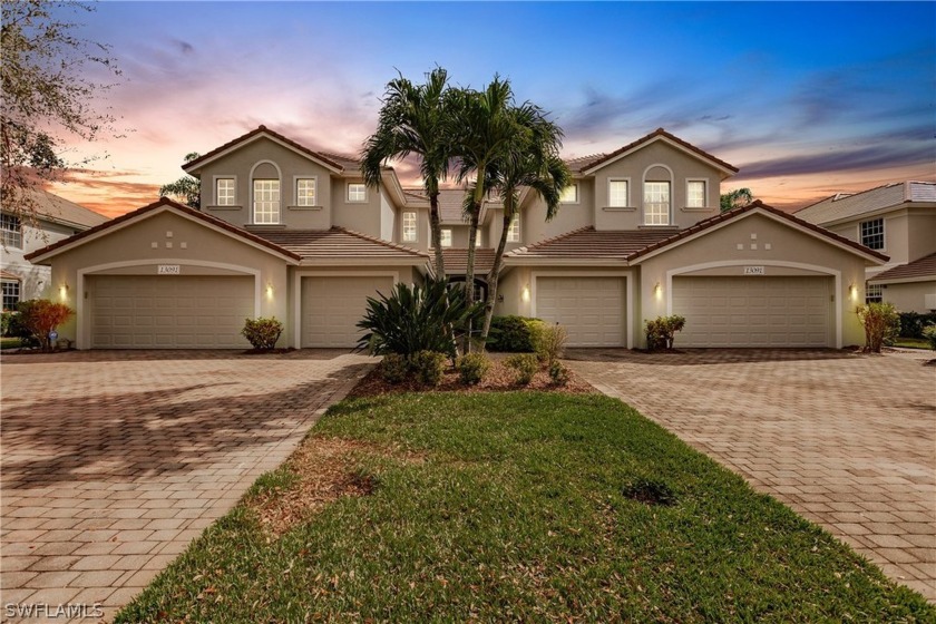 This beautifully maintained Coach home with appealing interior - Beach Condo for sale in Fort Myers, Florida on Beachhouse.com