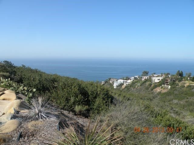Here is the opportunity to become an Ocean View land owner in - Beach Lot for sale in Laguna Beach, California on Beachhouse.com