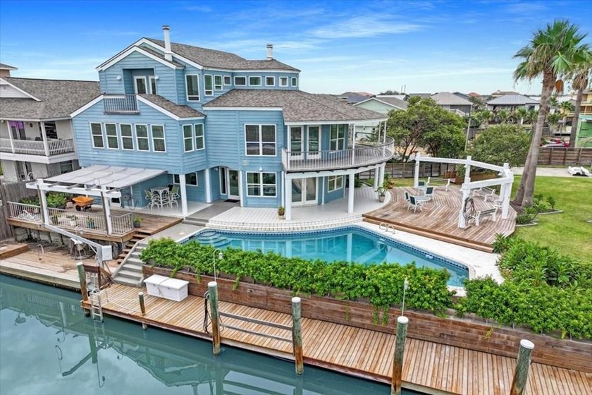 It began with a vision. A family who loved the sea wanted a home - Beach Home for sale in City by The Sea, Texas on Beachhouse.com