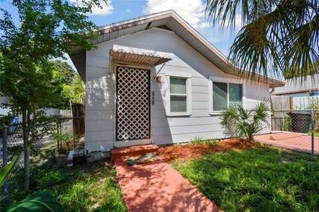 HIGH AND DRY WITH A NICE PRICE ADJUSTMENT !!! Welcome to this - Beach Home for sale in St. Petersburg, Florida on Beachhouse.com