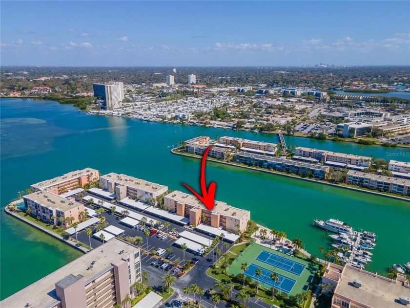TURN KEY! Picture yourself living in the Heritage building on - Beach Condo for sale in South Pasadena, Florida on Beachhouse.com