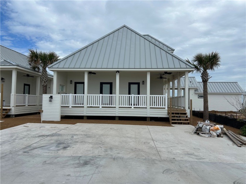 Spoonbill Bay is a luxury bay side home and cottage development - Beach Home for sale in Port Aransas, Texas on Beachhouse.com