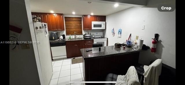 INVESTOR OPPORTUNITY IN LE CARTIER CONDO BUILDING. TENANT - Beach Condo for sale in Sunny Isles Beach, Florida on Beachhouse.com