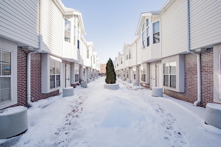 Live/Work space in Downtown Skokie. Rare mixed-use townhouse - Beach Townhome/Townhouse for sale in Skokie, Illinois on Beachhouse.com