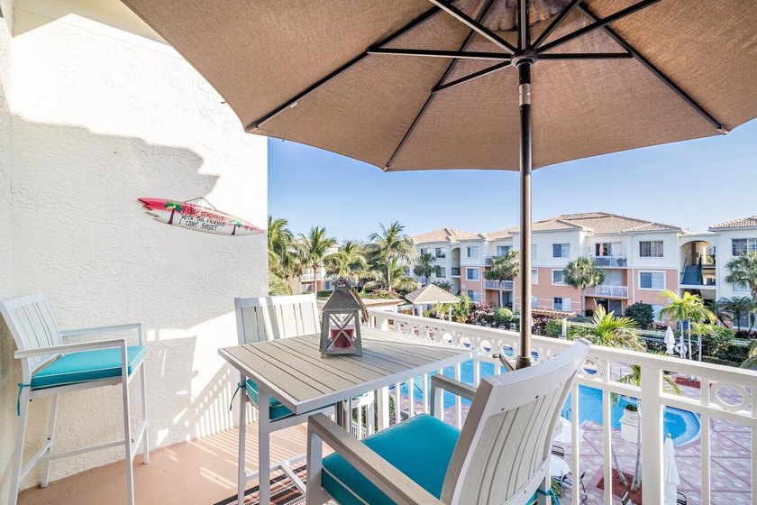 Immaculate two-bedroom, two-bath end unit featuring an oversized - Beach Condo for sale in Palm Beach Gardens, Florida on Beachhouse.com