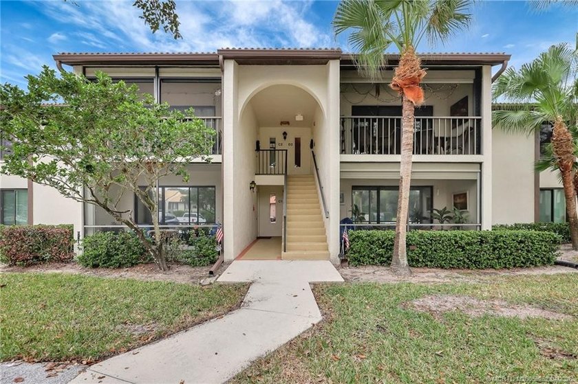 Beautiful 2 bedroom, 2 bath condo available in Pine Ridge in - Beach Condo for sale in Palm City, Florida on Beachhouse.com