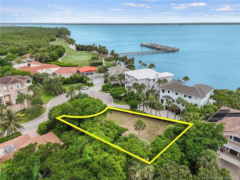 Rare opportunity to build your dream home in Las Tortugas, an - Beach Lot for sale in Jensen Beach, Florida on Beachhouse.com