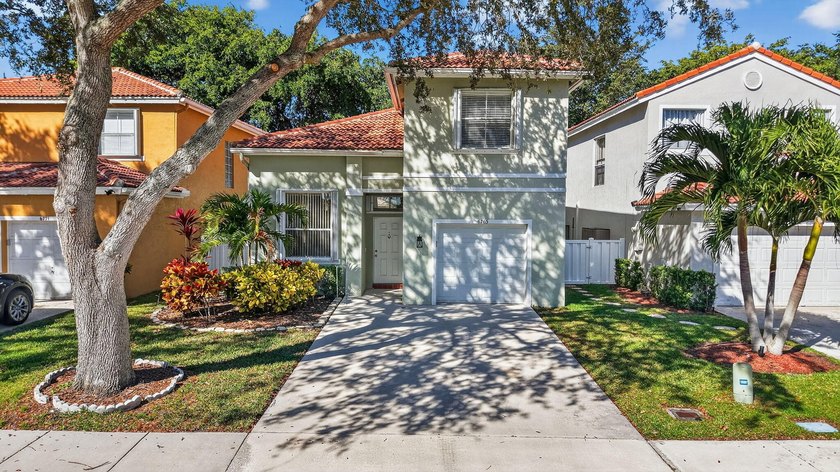 SELLER SAYS BRING ALL REASONABLE OFFERS. Here's your own slice - Beach Home for sale in Lake Worth, Florida on Beachhouse.com