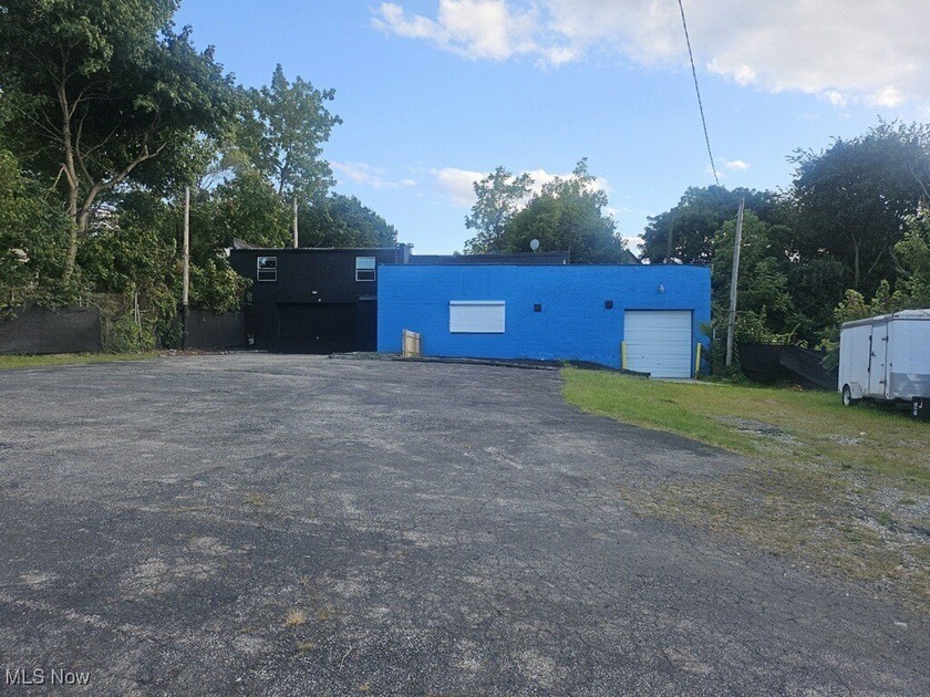 Welcome to the limitless potential of this commercial flex space - Beach Commercial for sale in Cleveland, Ohio on Beachhouse.com