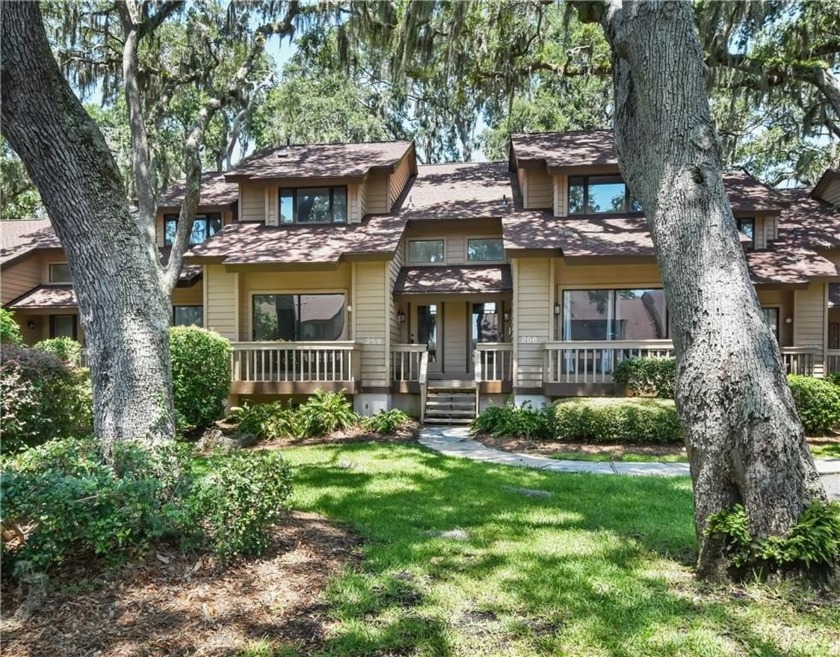 Welcome to 259 Moss Oak Lane - a beautiful coastal retreat - Beach Condo for sale in Saint Simons, Georgia on Beachhouse.com