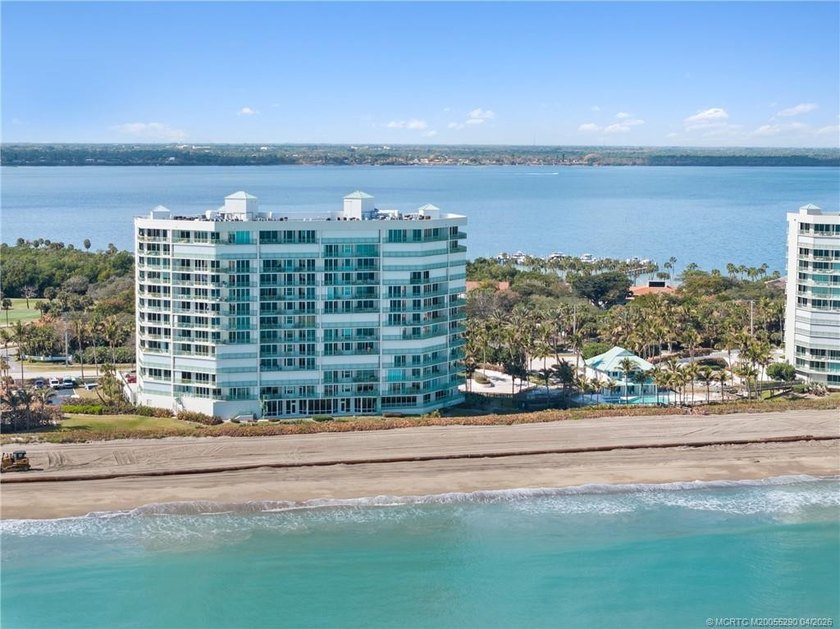 This 3 bedroom, 2 bath condo in Regency on Hutchinson Island - Beach Condo for sale in Jensen Beach, Florida on Beachhouse.com