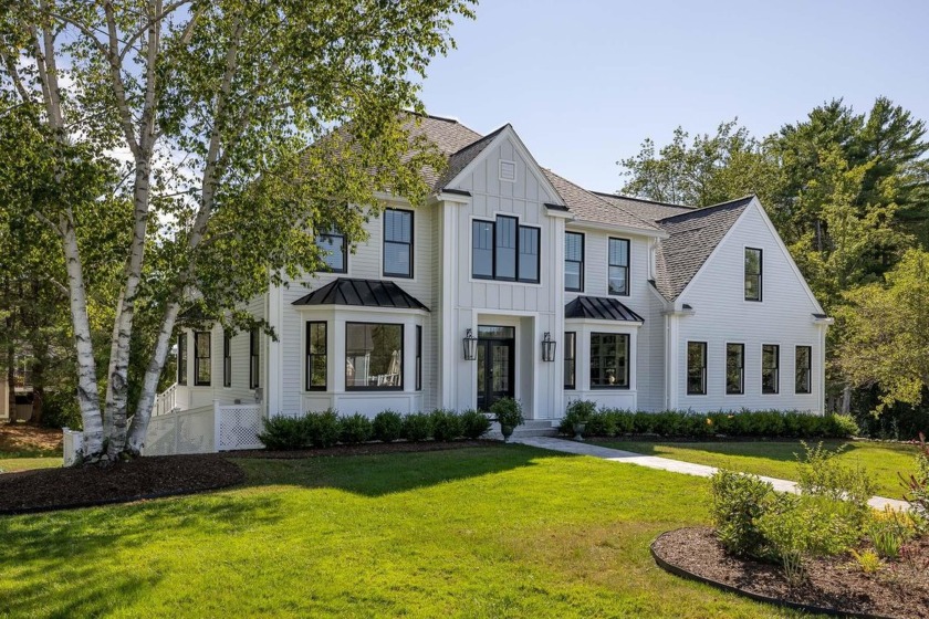 Discover the extraordinary transformation from ordinary into a - Beach Home for sale in Portsmouth, New Hampshire on Beachhouse.com