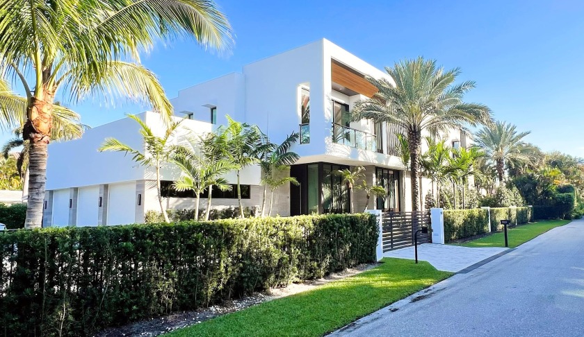 HUGE $638K PRICE REDUCTION ** PLUS $400K IN MARC-MICHAELS - Beach Home for sale in Delray Beach, Florida on Beachhouse.com