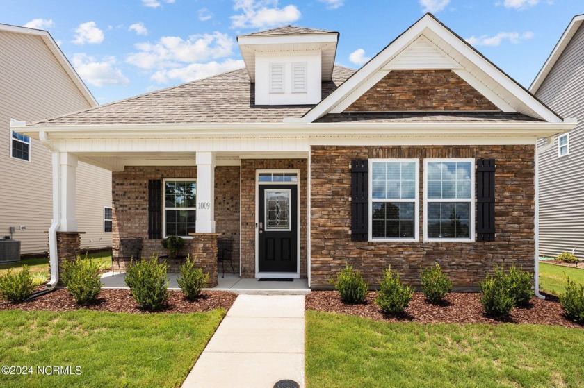 This home is BETTER than NEW! Discover this beautifully designed - Beach Home for sale in New Bern, North Carolina on Beachhouse.com