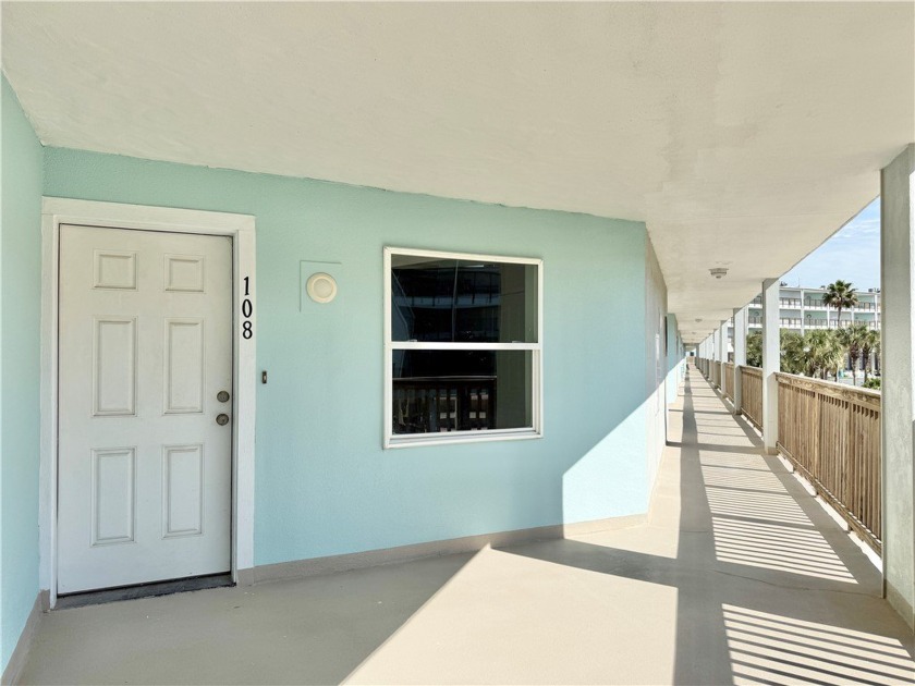 La Mirage in Port Aransas is a popular getaway for both private - Beach Condo for sale in Port Aransas, Texas on Beachhouse.com