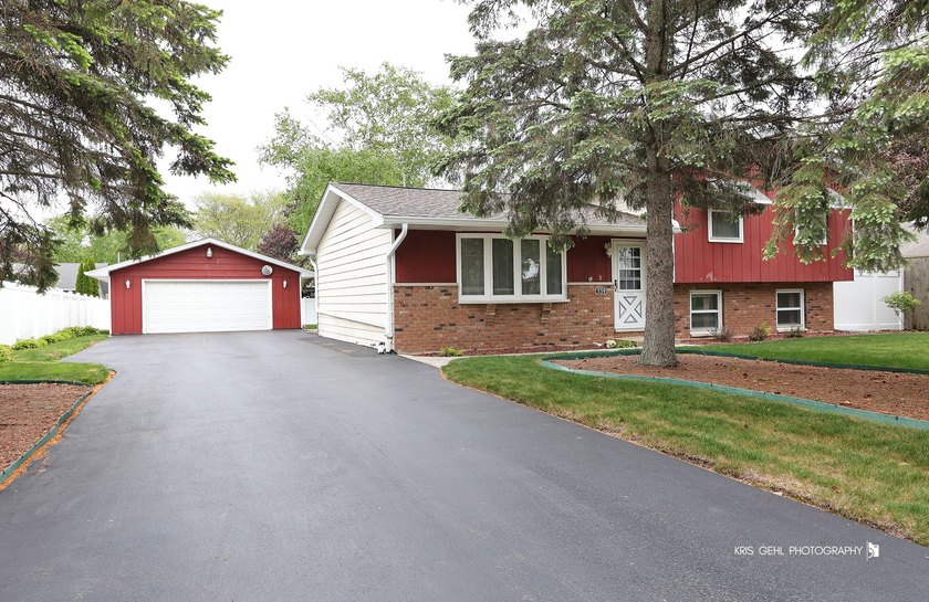 If you've been looking for an affordable home to call your own - Beach Home for sale in Winthrop Harbor, Illinois on Beachhouse.com