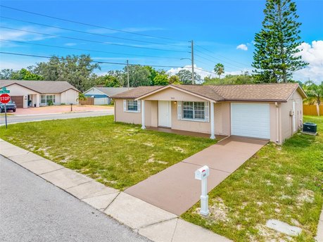 Safe from Hurricanes Helene and Milton! This fully remodeled - Beach Home for sale in Port Richey, Florida on Beachhouse.com