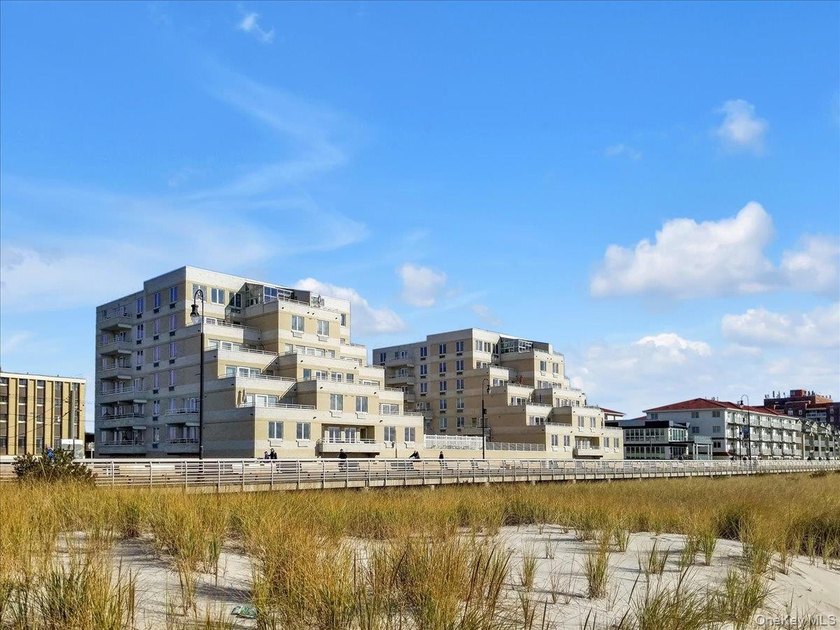 LONG BEACH! Just in Time for Summer! Spectacular Oceanfront - Beach Condo for sale in Long Beach, New York on Beachhouse.com