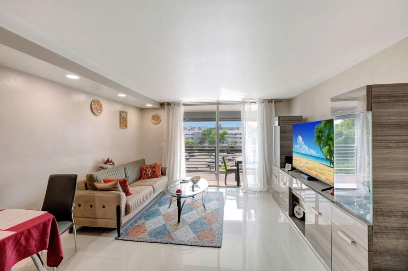 Beautiful, fully remodeled, waterfront 2/2 condo in North - Beach Condo for sale in North Miami Beach, Florida on Beachhouse.com