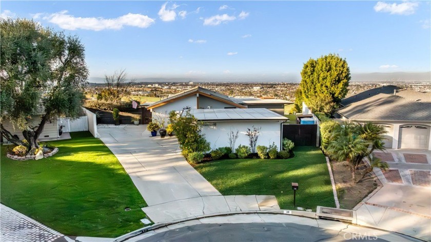 Beautiful Rolling Hills Estates Home in the Esteemed Montecillo - Beach Home for sale in Rolling Hills Estates, California on Beachhouse.com