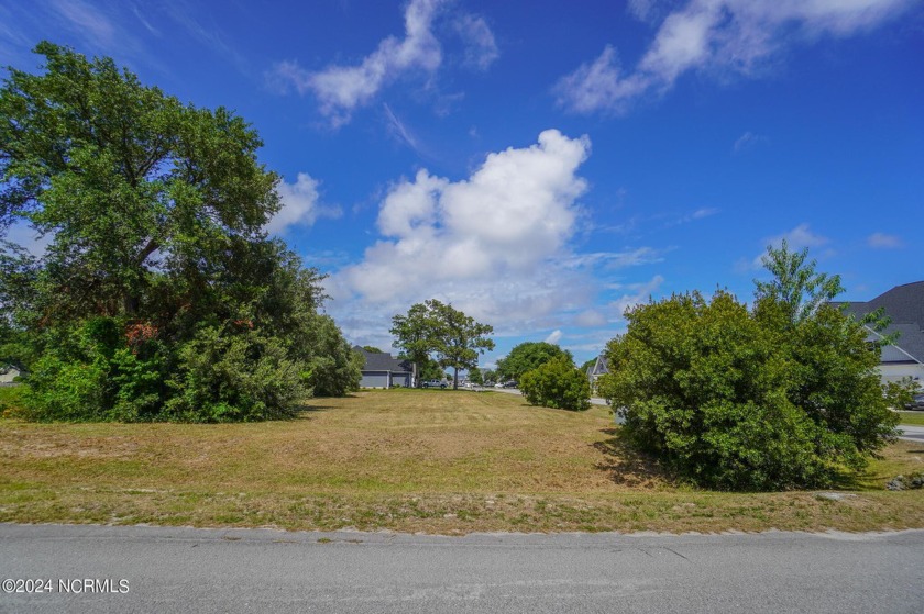 Looking to build your dream home close to the beach, this may be - Beach Lot for sale in Holly Ridge, North Carolina on Beachhouse.com