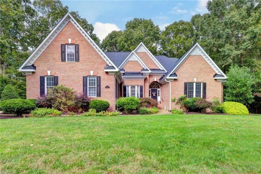 Bright & Spacious All Brick Custom Built w/Golf Course Views in - Beach Home for sale in Williamsburg, Virginia on Beachhouse.com