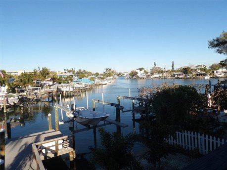 Waterfront on the wide open canal, located in Madeira Beach - Beach Townhome/Townhouse for sale in Madeira Beach, Florida on Beachhouse.com