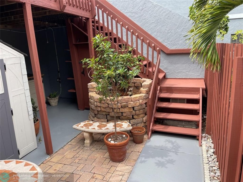 Affordable, Remodeled, Ready for new Owner to move in! 2 bed, 2 - Beach Condo for sale in Boynton Beach, Florida on Beachhouse.com