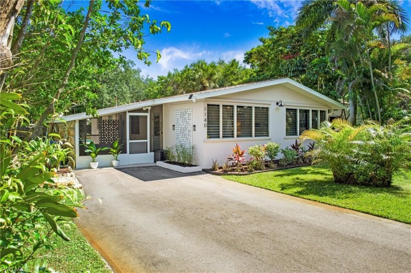 This Sun Terrace neighborhood sweet coastal cottage is nestled - Beach Home for sale in Naples, Florida on Beachhouse.com