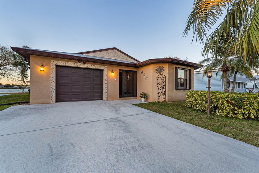 Welcome to this mint-condition 3-bedroom, 2-bath home in the - Beach Home for sale in Fort Pierce, Florida on Beachhouse.com