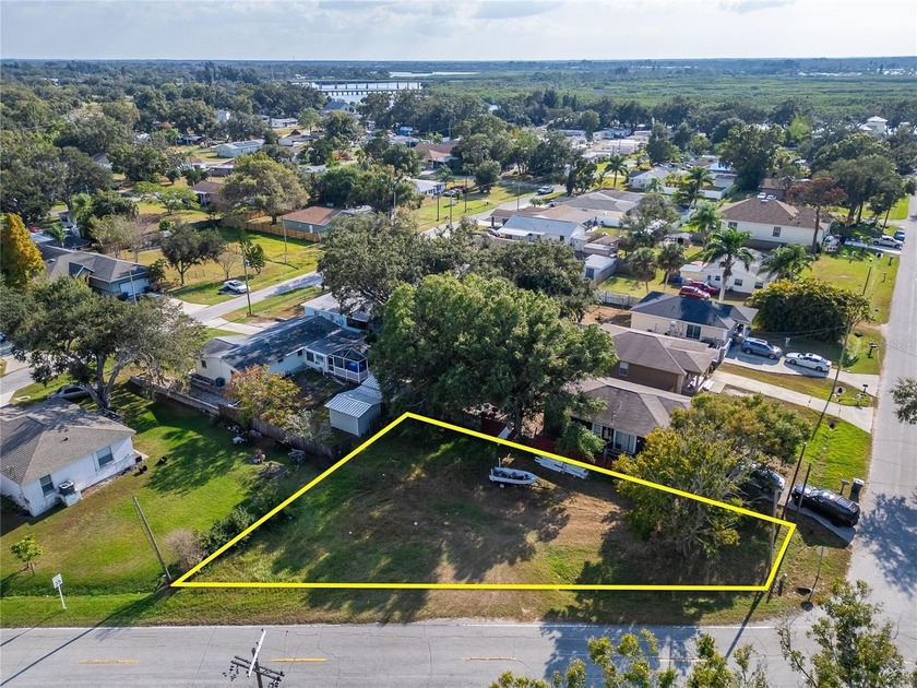 Discover one of the best values left in Ruskin! This cleared - Beach Lot for sale in Ruskin, Florida on Beachhouse.com