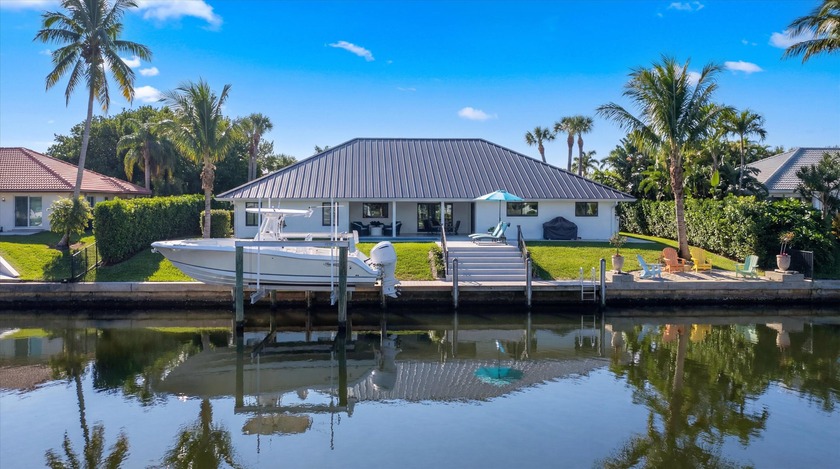 Welcome to this completely reimagined waterfront residence in - Beach Home for sale in Hobe Sound, Florida on Beachhouse.com