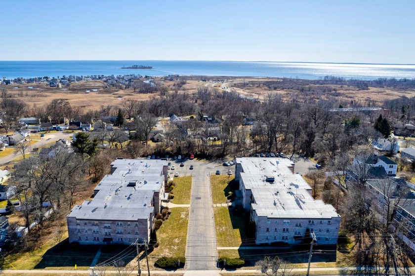 Welcome to your ideal coastal retreat! Nestled in a prime - Beach Condo for sale in Milford, Connecticut on Beachhouse.com