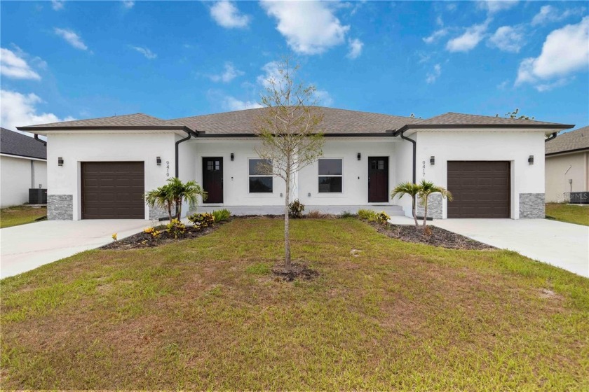 Investor Alert! This duplex does not require flood insurance! - Beach Townhome/Townhouse for sale in Port Charlotte, Florida on Beachhouse.com