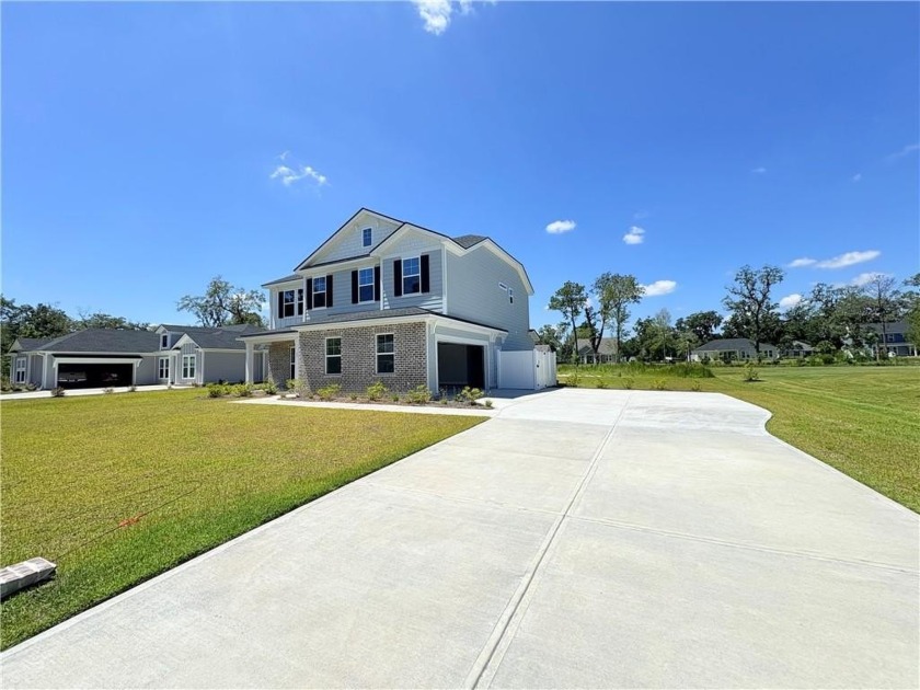 MOVE IN READY!!! Discover the perfect blend of comfort, space - Beach Home for sale in Waverly, Georgia on Beachhouse.com