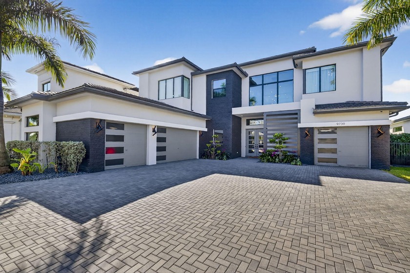 Located in Boca Bridges, one of the newest luxury communities - Beach Home for sale in Boca Raton, Florida on Beachhouse.com