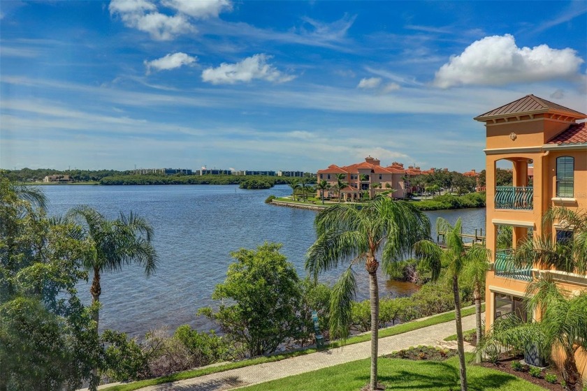 PARADISE AWAITS!  Completely renovated waterfront designer-style - Beach Condo for sale in Clearwater, Florida on Beachhouse.com